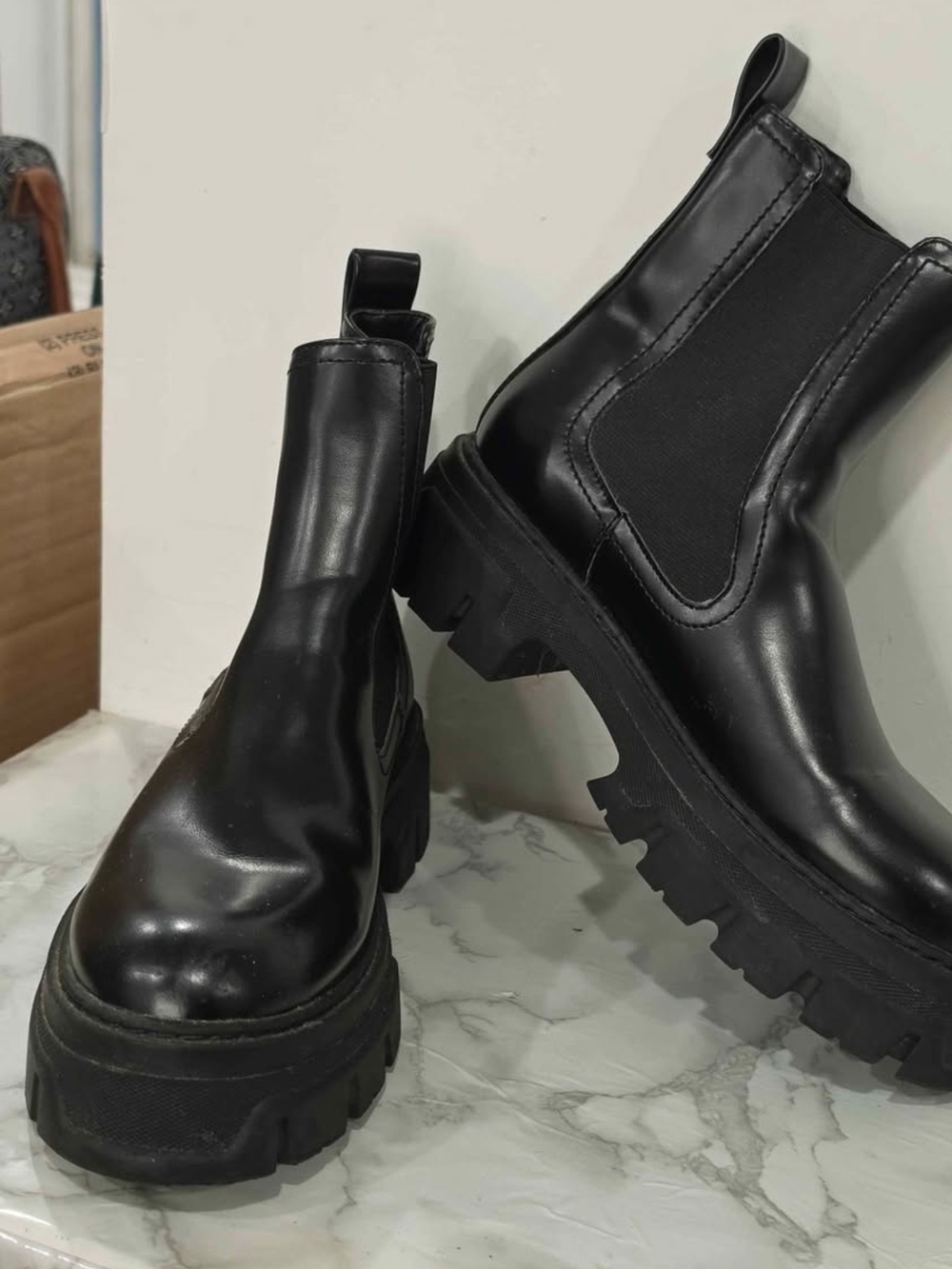 H&M Black Chunky Lug Chelsea Boots